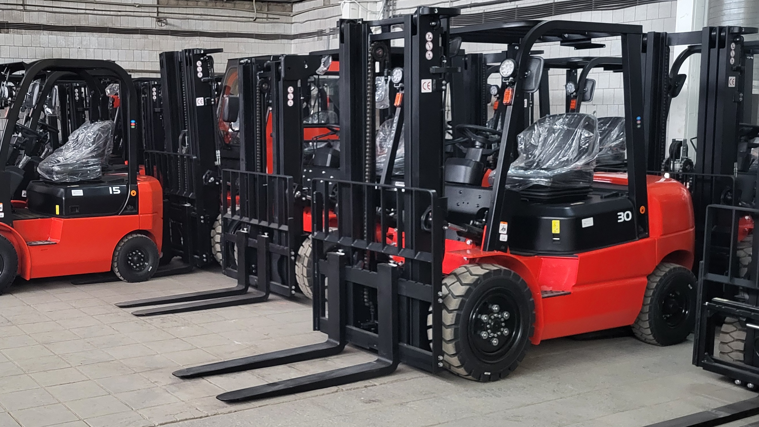 Тест-драйв складской техники на нашем складе в Артёме