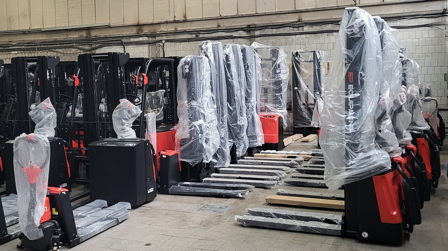 Тест-драйв складской техники на нашем складе в Артёме